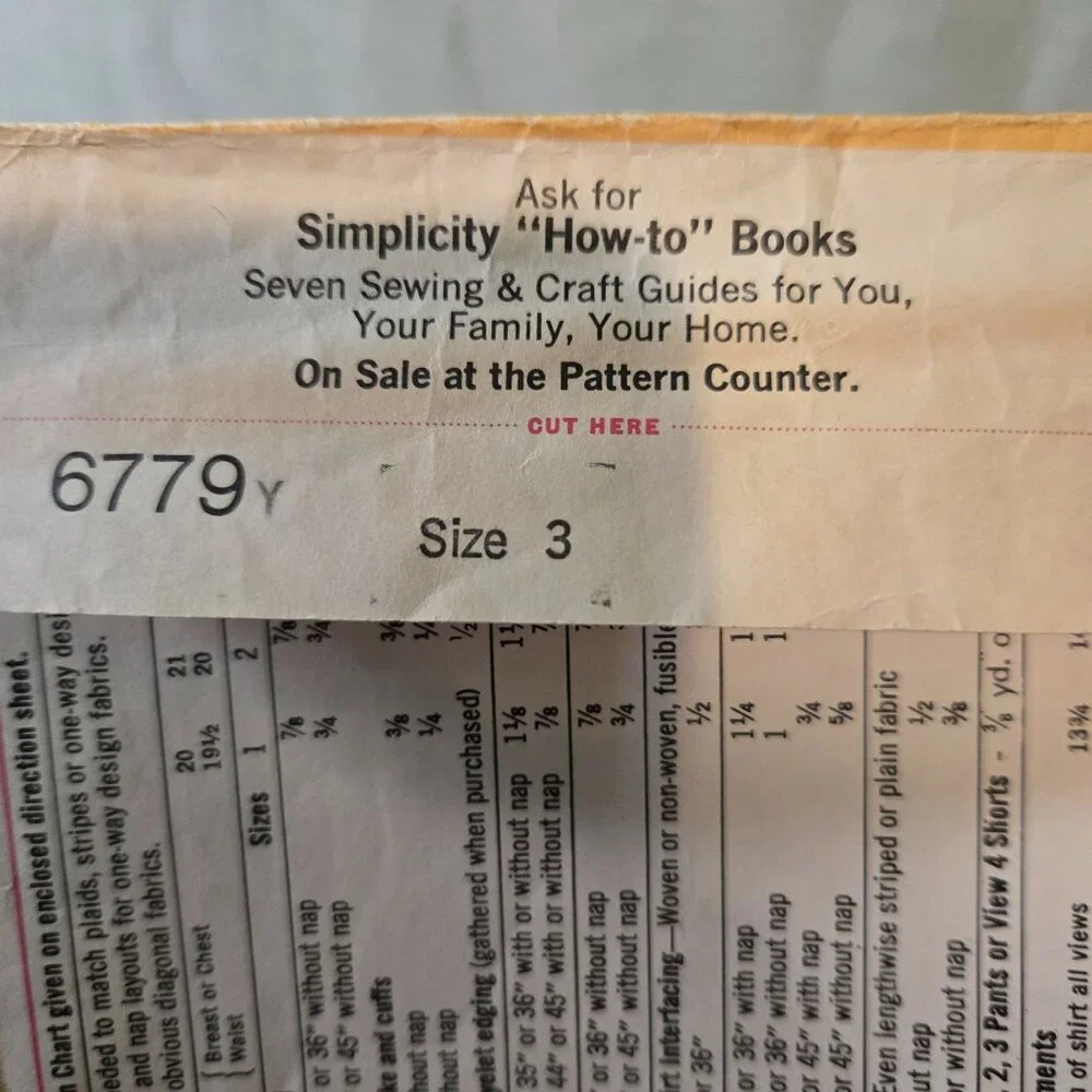 Simplicity 6779 Vintage Sewing Pattern70s Toddler's Bell-Bottoms, Shorts & Shirt